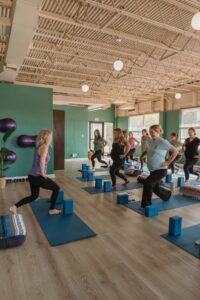 picture of a prenatal yoga class in Kansas City